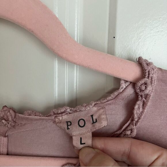 NEW Pol Boho Crochet Trim Back Exposed Zip Tunic Top Large - Picture 5 of 9